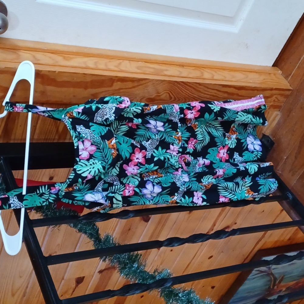 Jungle jumpsuit